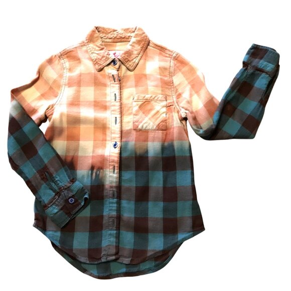 Upcycled Bleach Dyed Flannel Girl’s Shirt Size 8: Painted Inspirational Quote - Picture 3 of 11